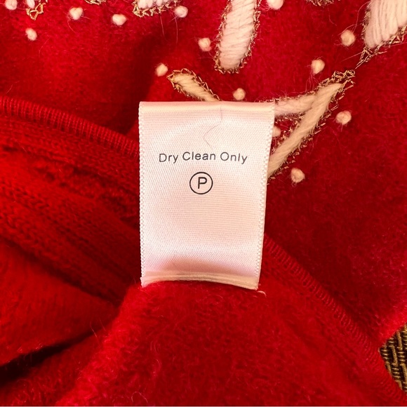 Coldwater Creek NWT Women’s Snowflake Zipper Sweater Vest M Red/White 💯% Wool - Picture 9 of 13